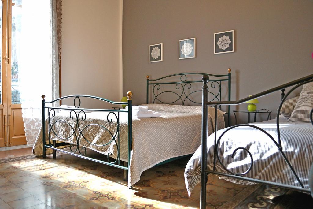 Bed and Breakfast Residenza Di Maggio Palermo Pokoj fotografie