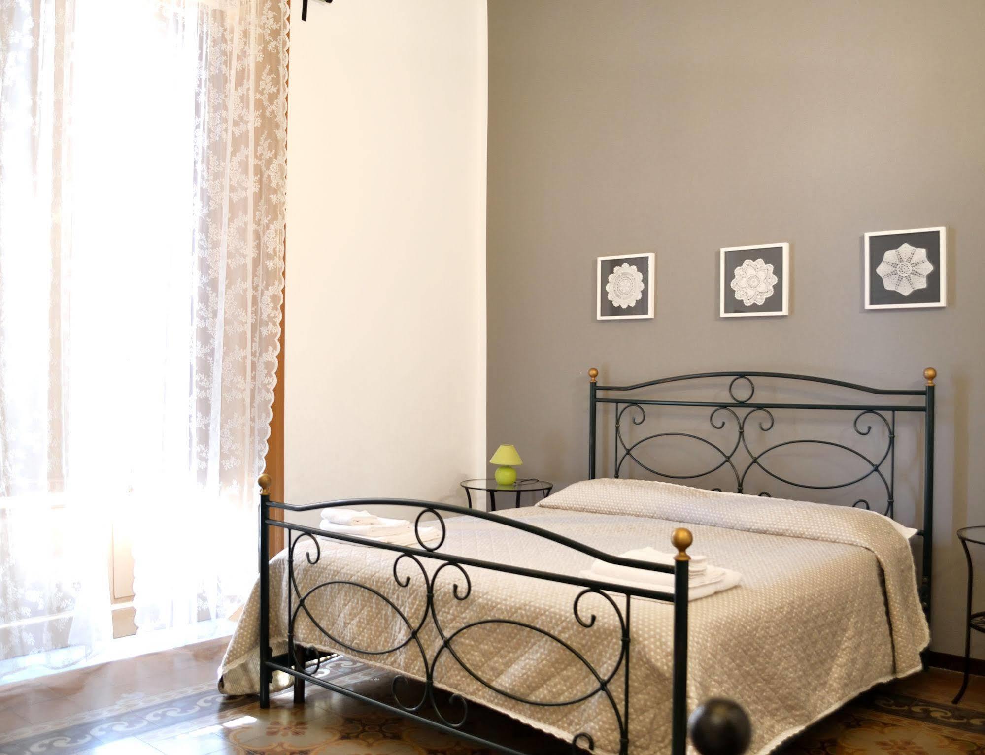 Bed and Breakfast Residenza Di Maggio Palermo Exteriér fotografie